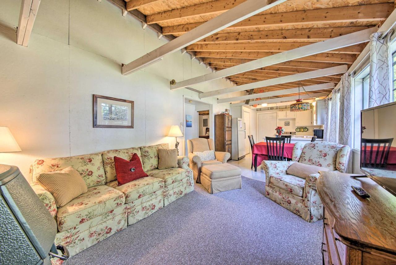 Rustic Retreat Across From Lake Family Friendly! Union Экстерьер фото