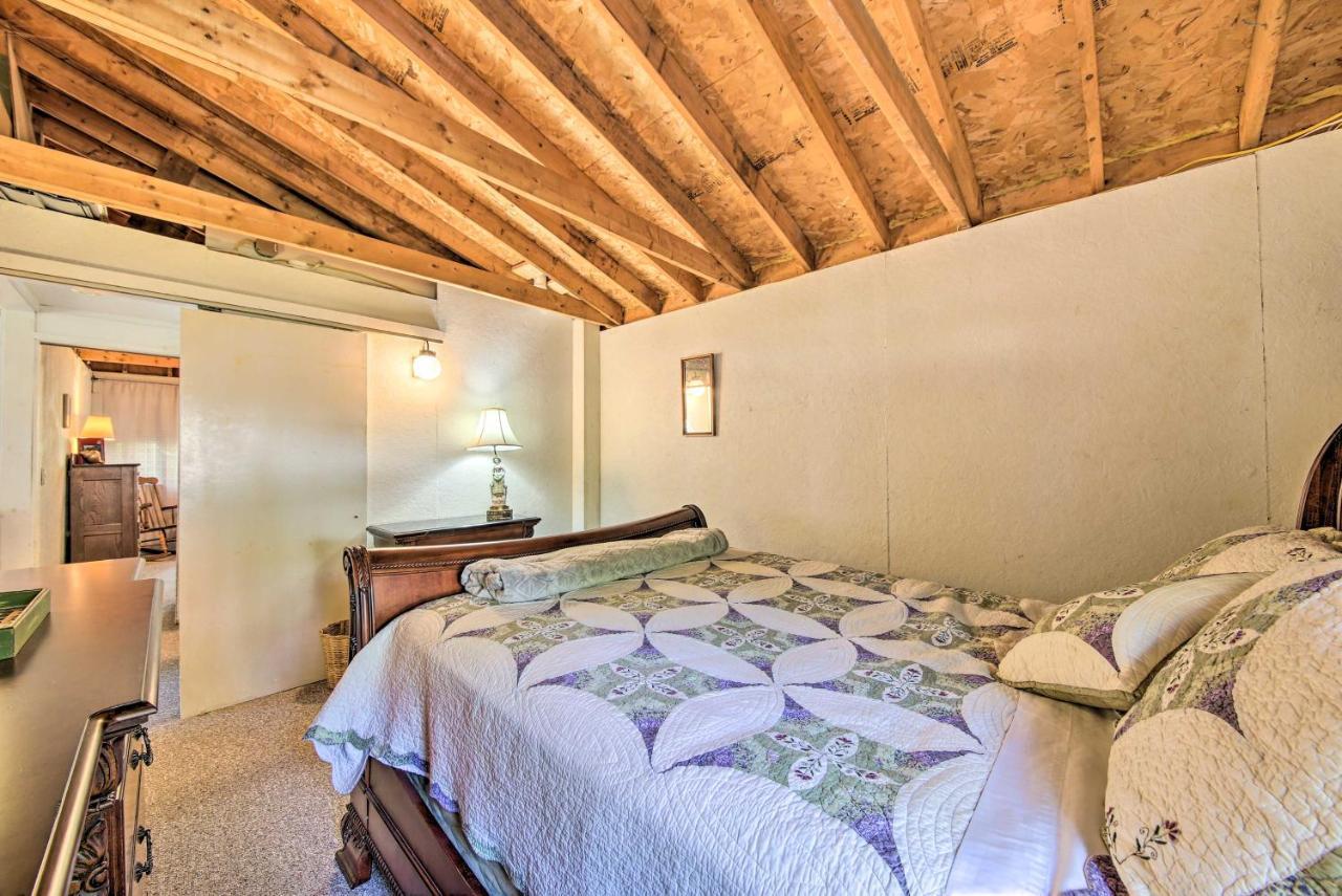 Rustic Retreat Across From Lake Family Friendly! Union Экстерьер фото